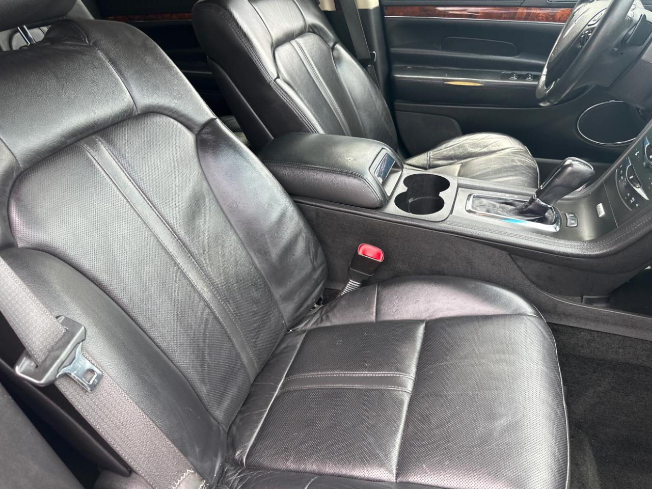 Lincoln MKT Reserve 2019