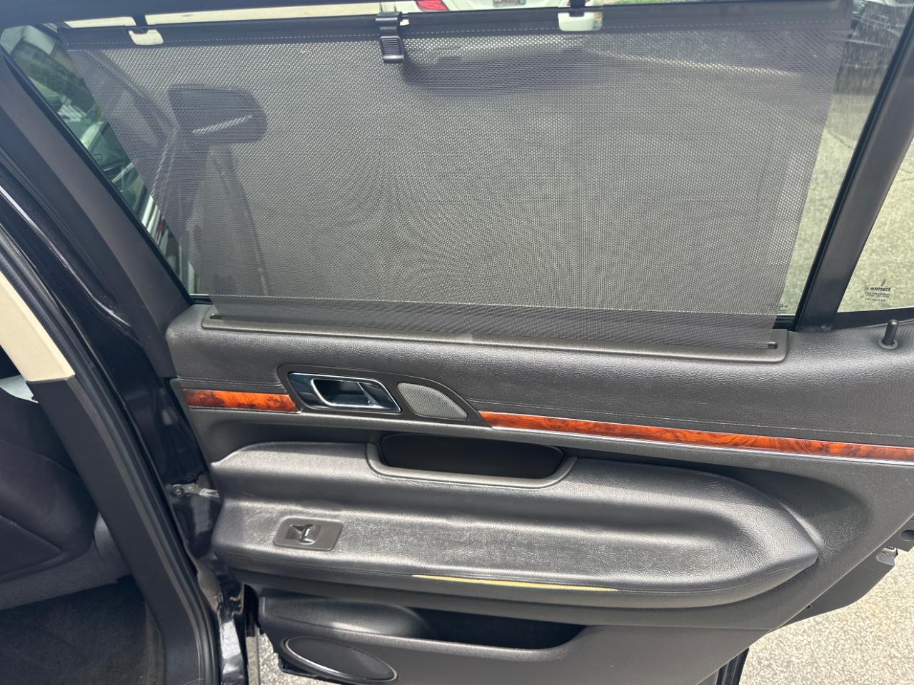 Lincoln MKT Reserve 2019