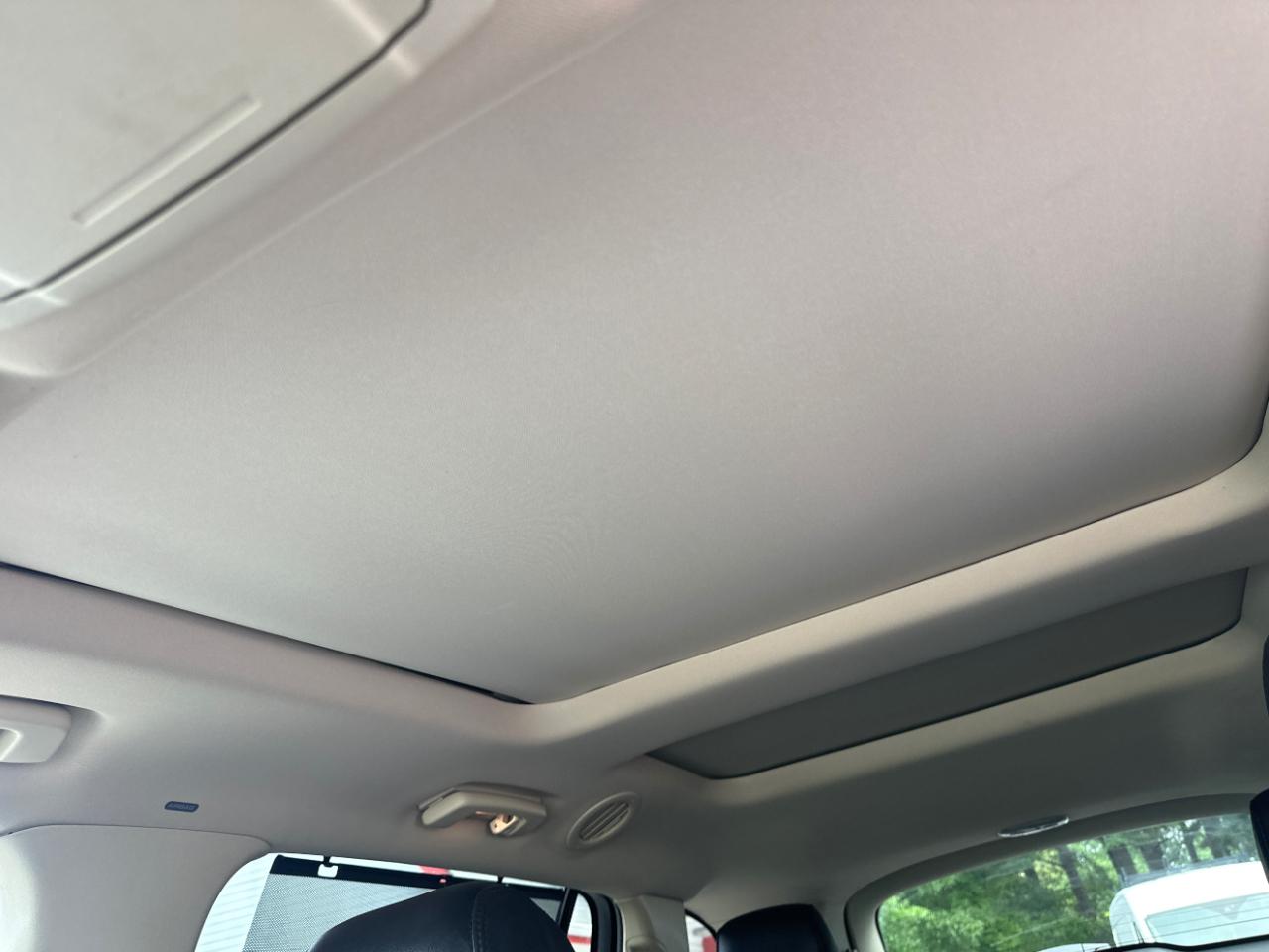 Lincoln MKT Reserve 2019