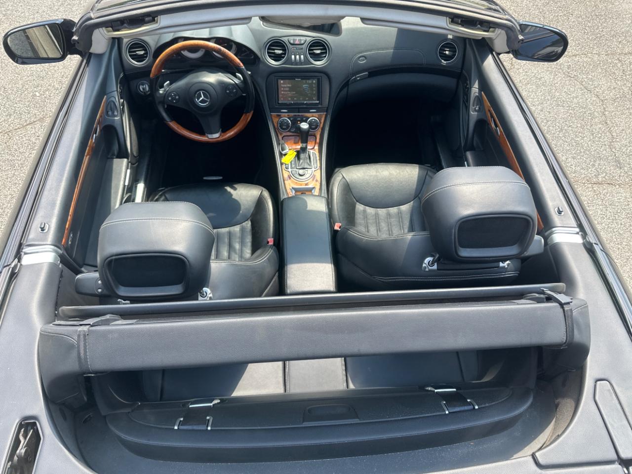Mercedes-Benz SL-Class SL550 2011