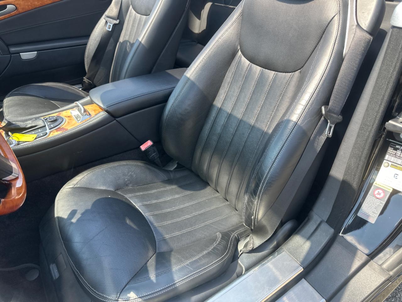 Mercedes-Benz SL-Class SL550 2011