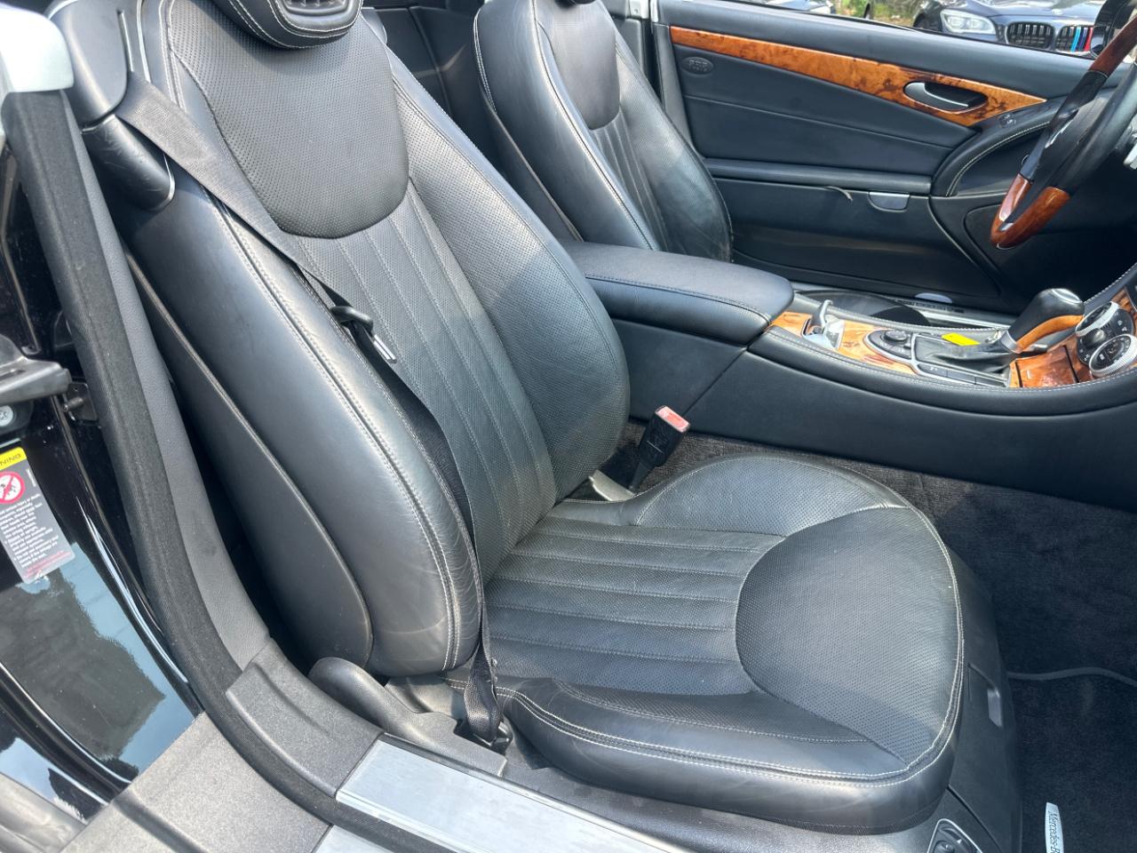 Mercedes-Benz SL-Class SL550 2011