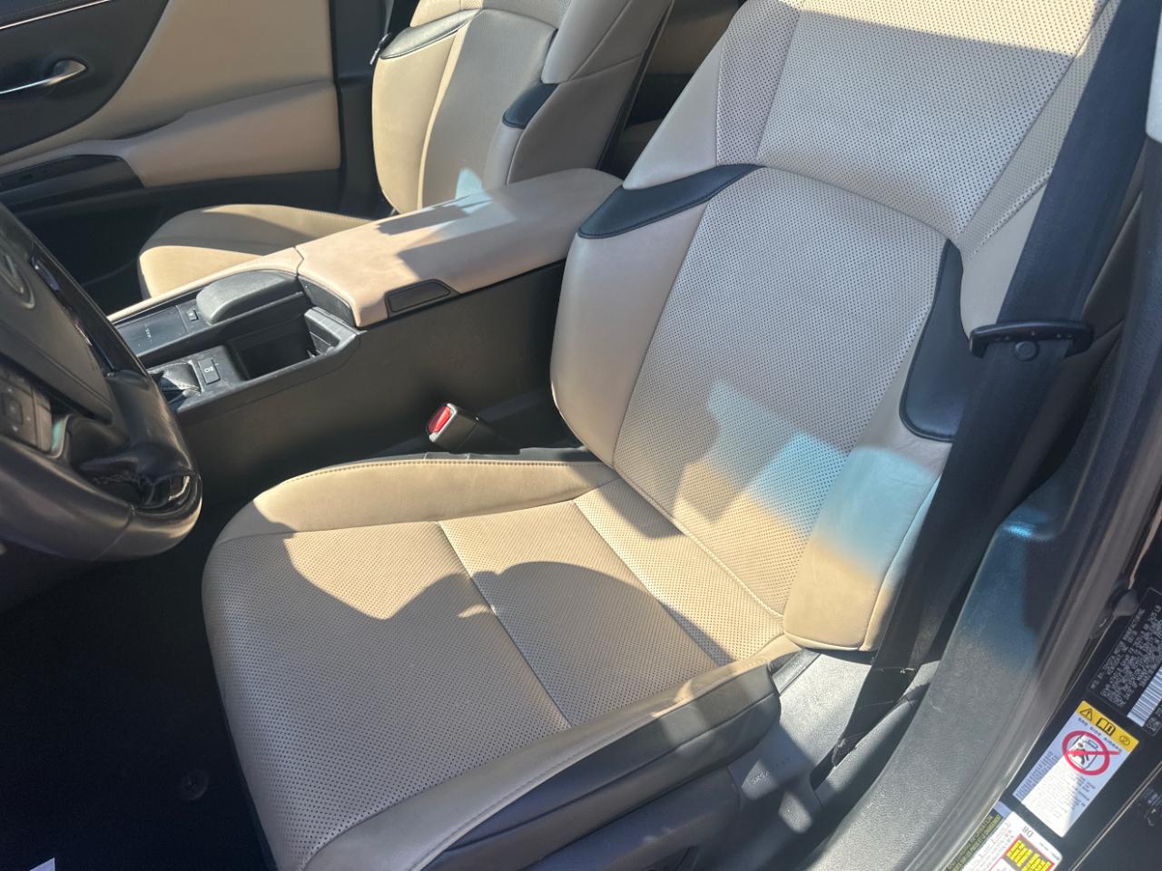 Lexus ES 350 Luxury 2019