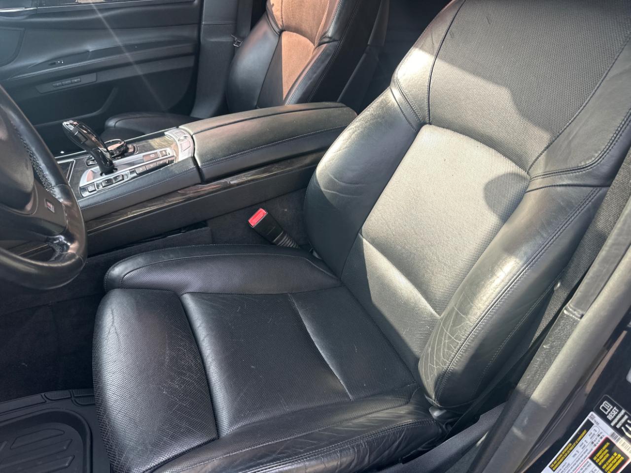 BMW 7-Series 750Li xDrive 2014