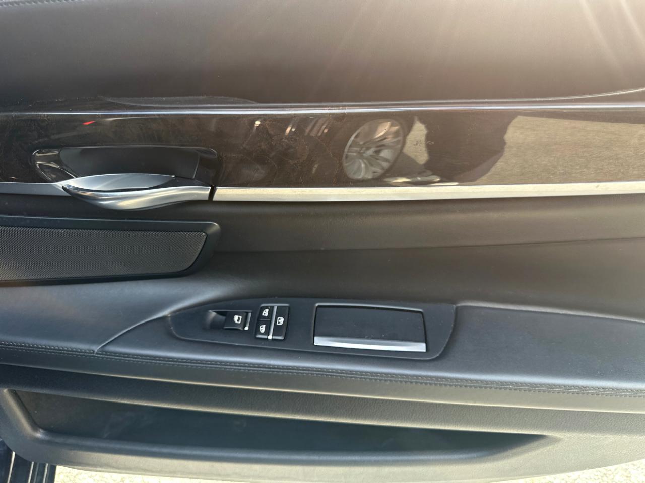 BMW 7-Series 750Li xDrive 2014