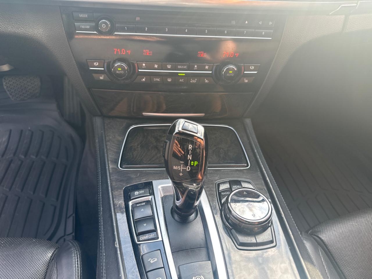 BMW 7-Series 750Li xDrive 2014