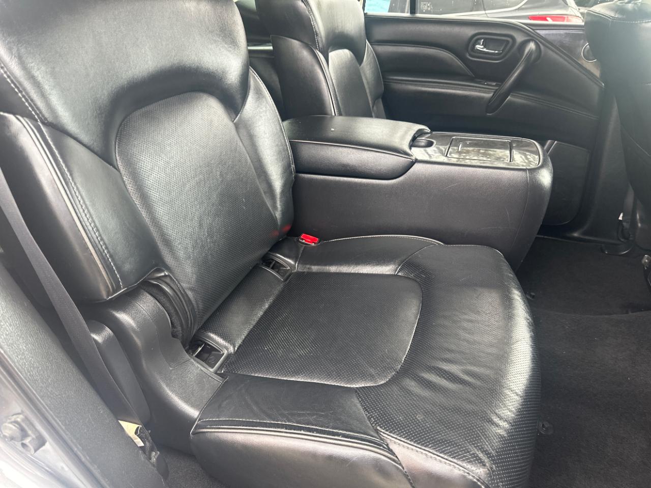 Infiniti QX80 LUXE 2021