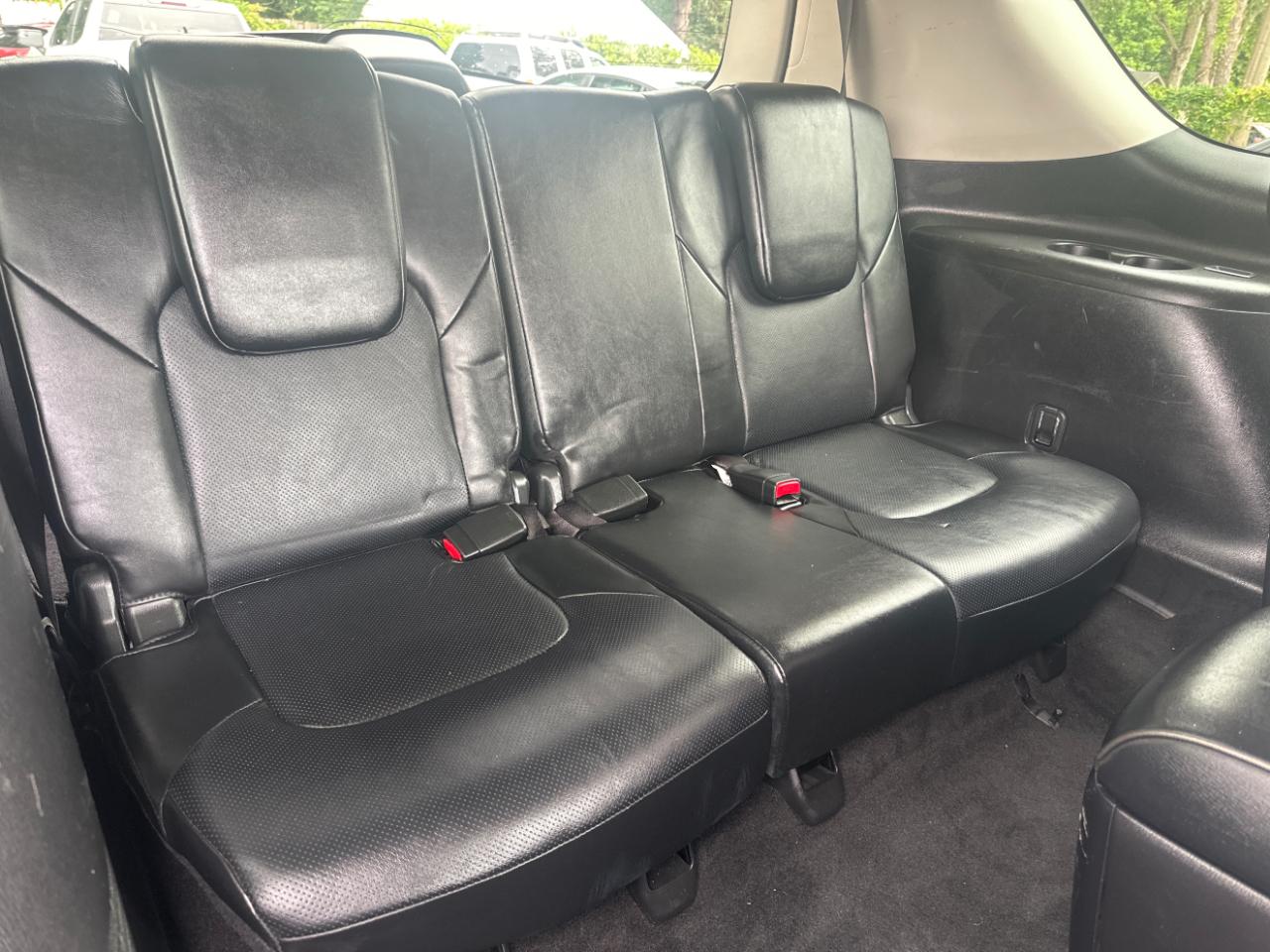 Infiniti QX80 LUXE 2021