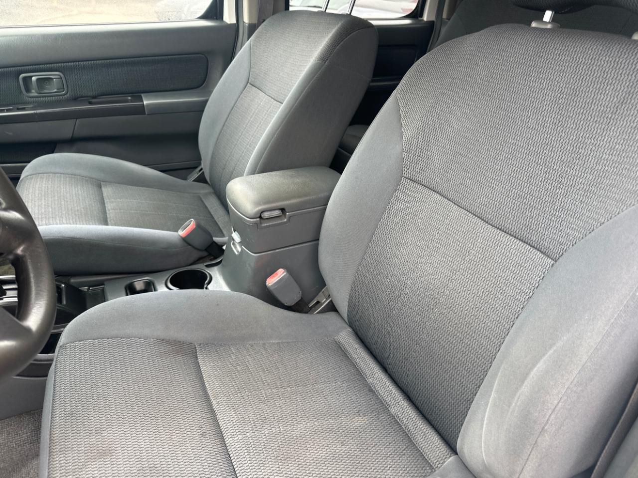 Nissan Frontier XE-V6 Crew Cab Long Bed 2WD 2004