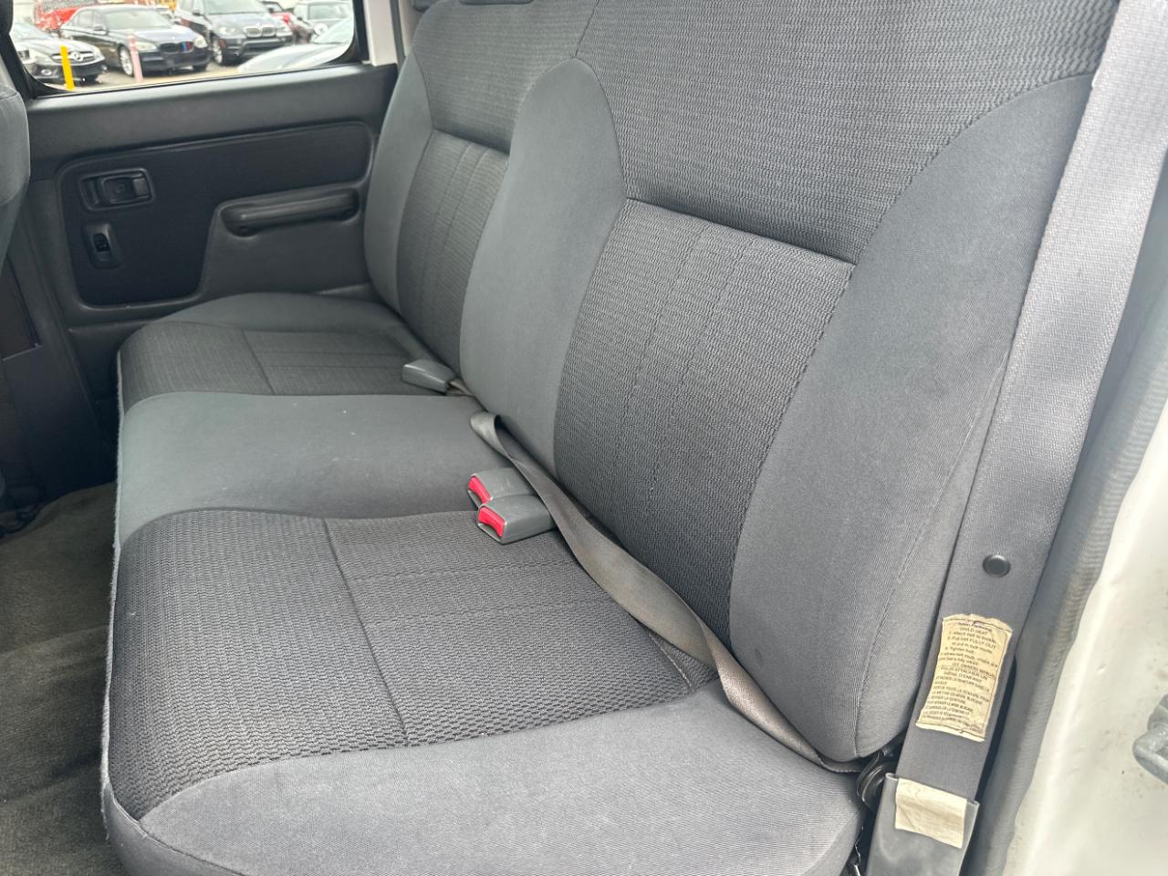 Nissan Frontier XE-V6 Crew Cab Long Bed 2WD 2004