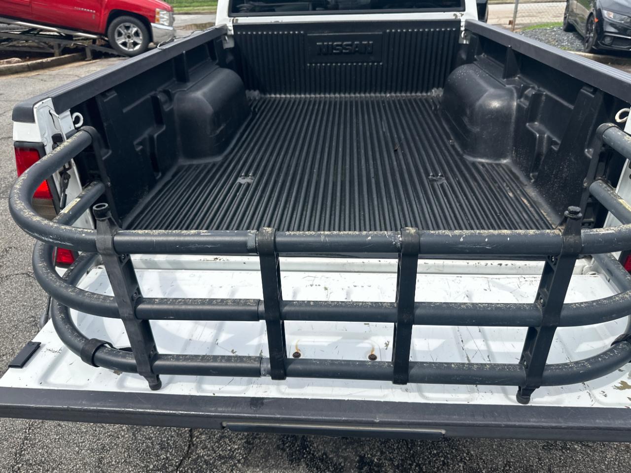 Nissan Frontier XE-V6 Crew Cab Long Bed 2WD 2004