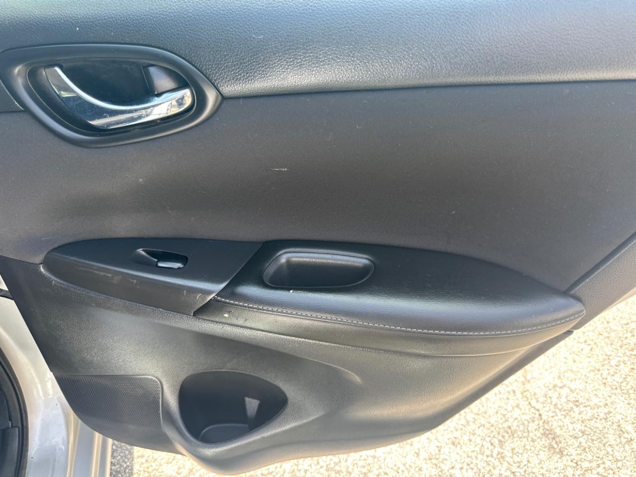 Nissan Sentra S CVT 2017