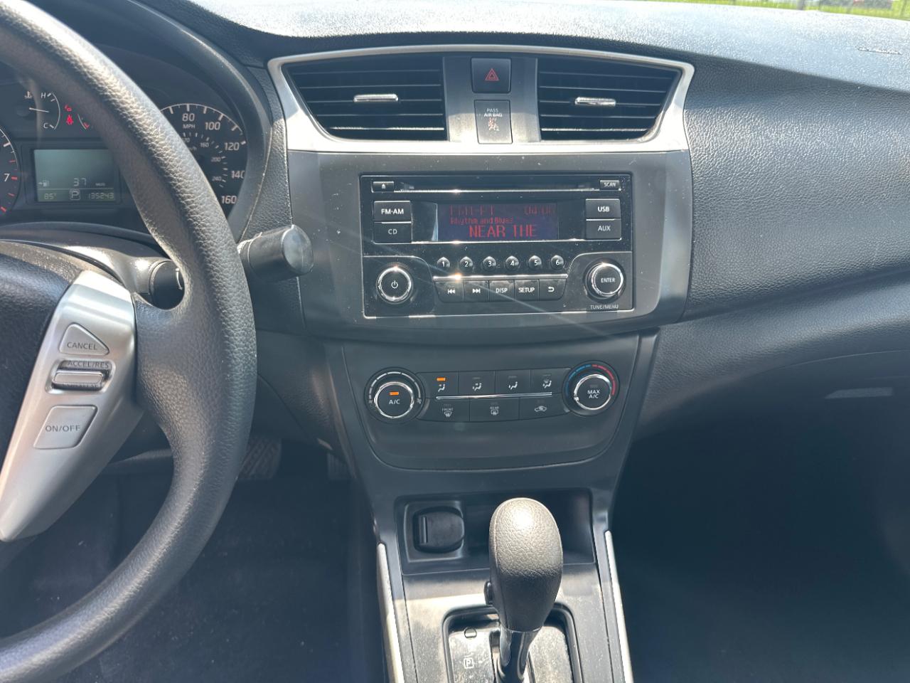 Nissan Sentra S CVT 2017