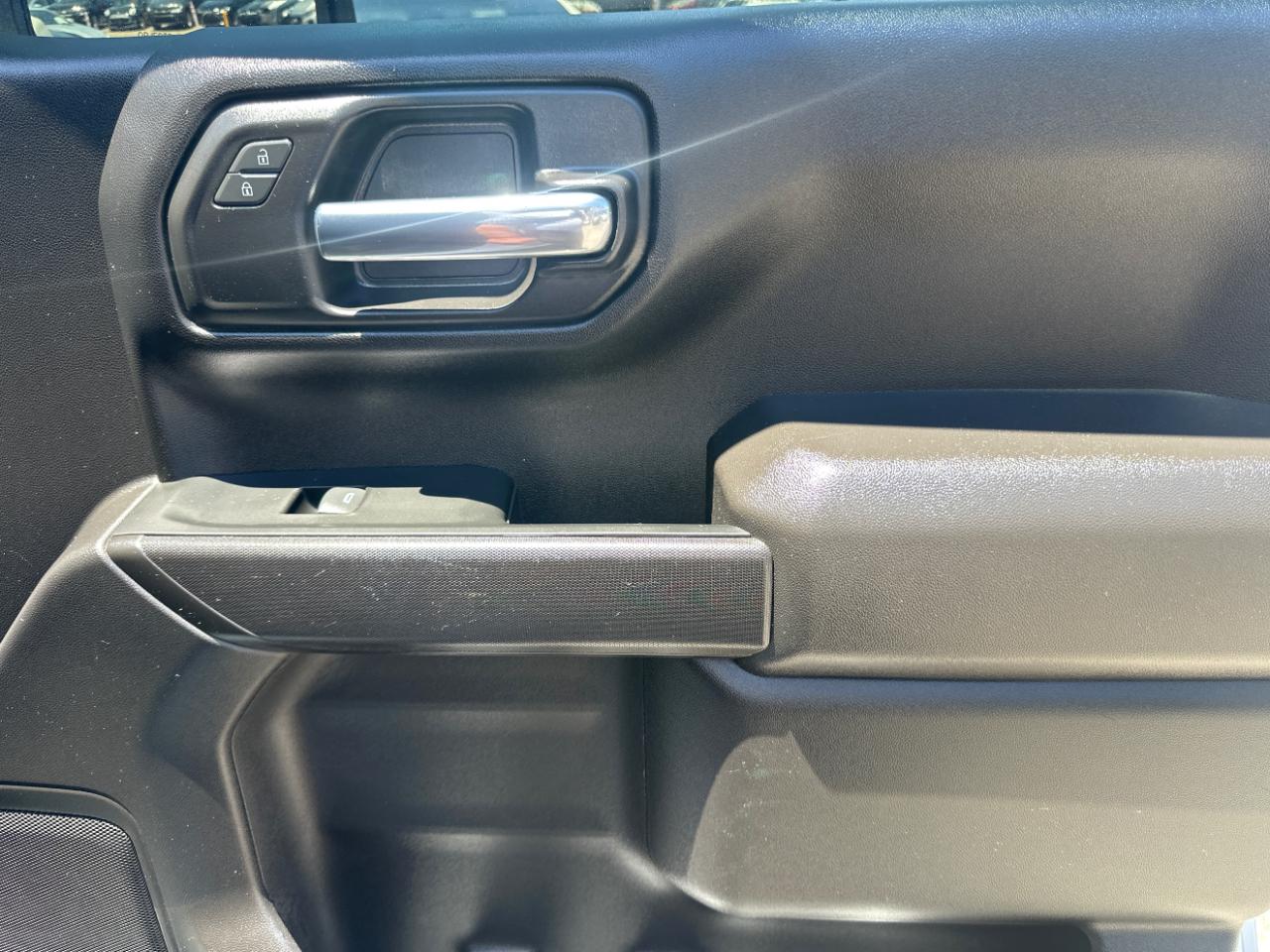 Chevrolet Silverado 1500 Custom Double Cab 2WD 2023