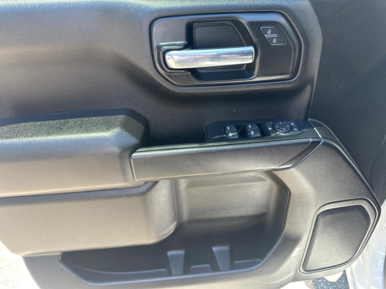 Chevrolet Silverado 1500 Custom Double Cab 2WD 2023