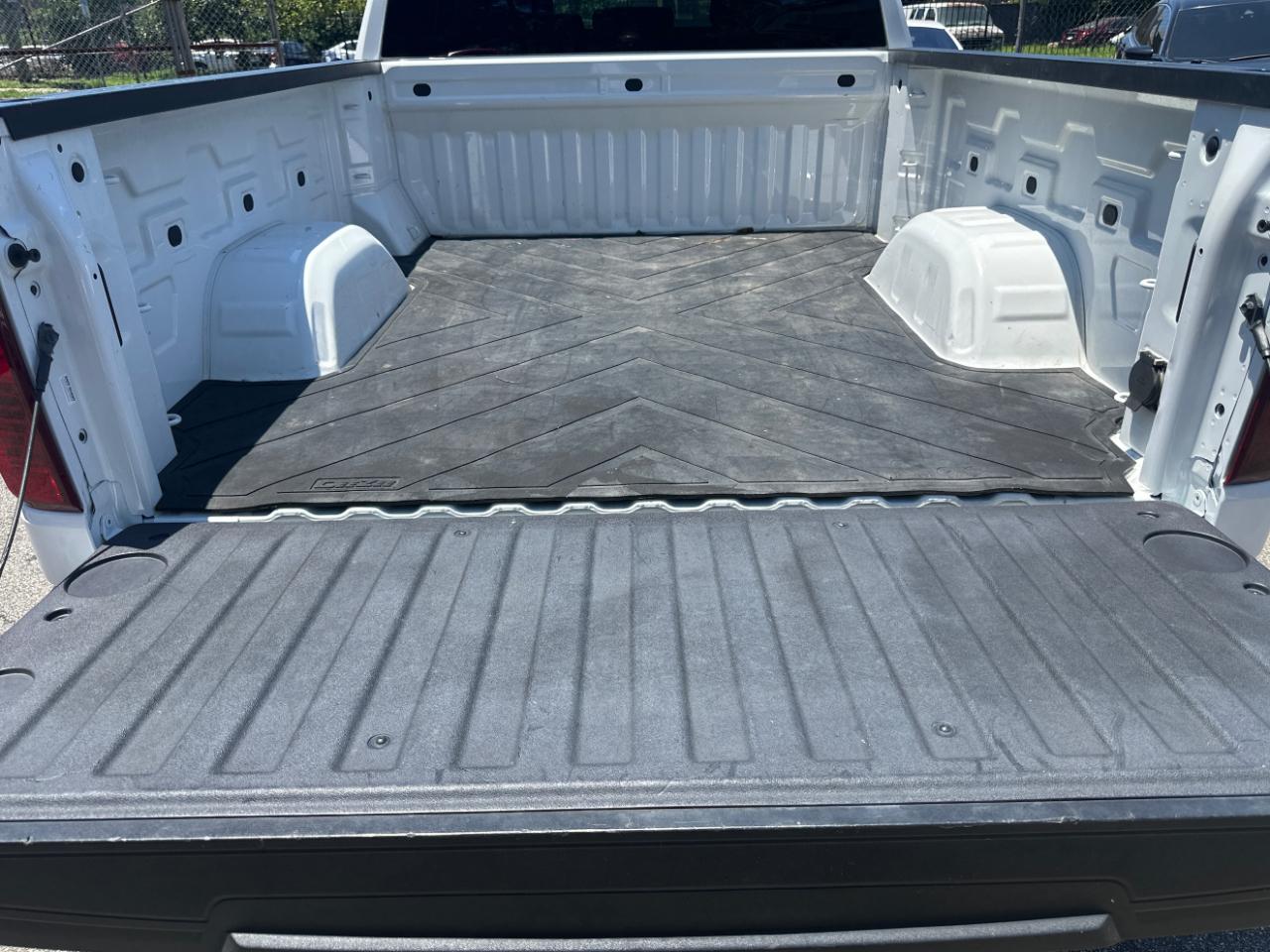 Chevrolet Silverado 1500 Custom Double Cab 2WD 2023