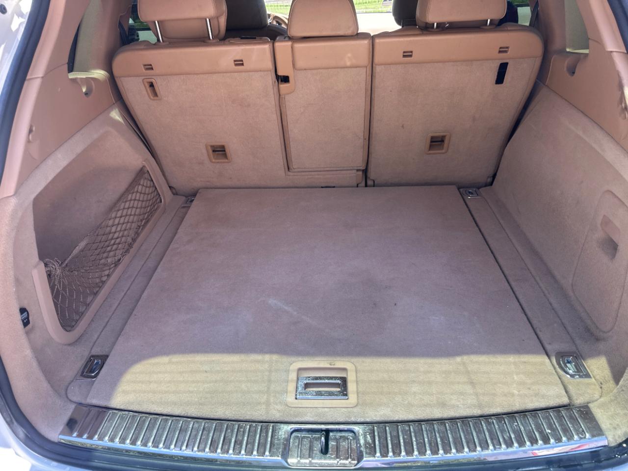 Porsche Cayenne Base 2012