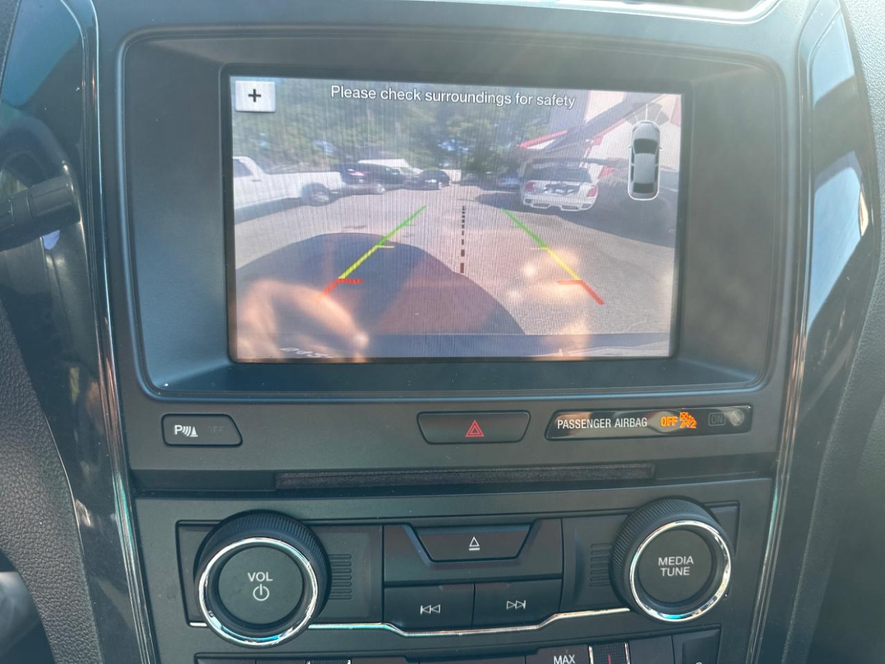 Ford Explorer XLT FWD 2017