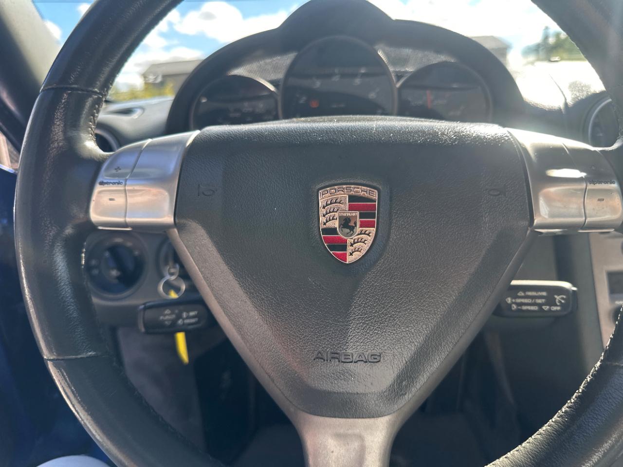 Porsche Cayman 2dr Cpe 2007