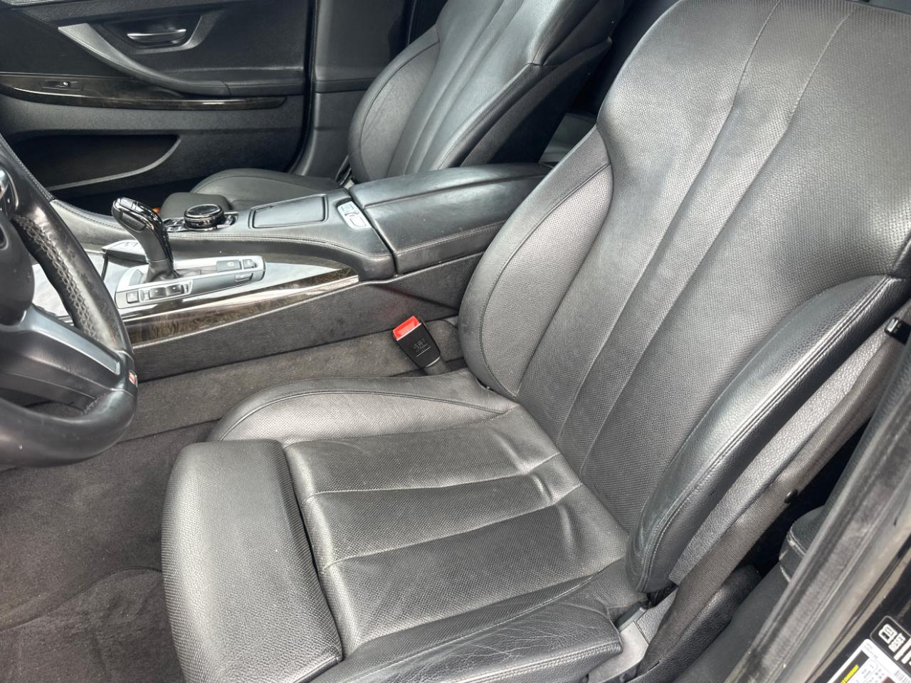 BMW 6 Series 4dr Sdn 640i RWD Gran Coupe 2015