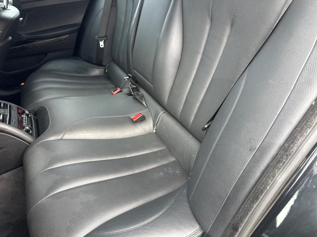 BMW 6 Series 4dr Sdn 640i RWD Gran Coupe 2015