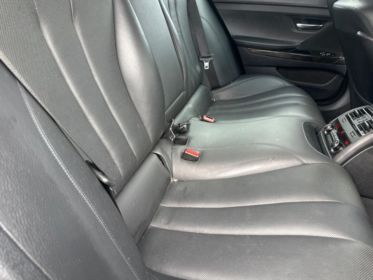 BMW 6 Series 4dr Sdn 640i RWD Gran Coupe 2015