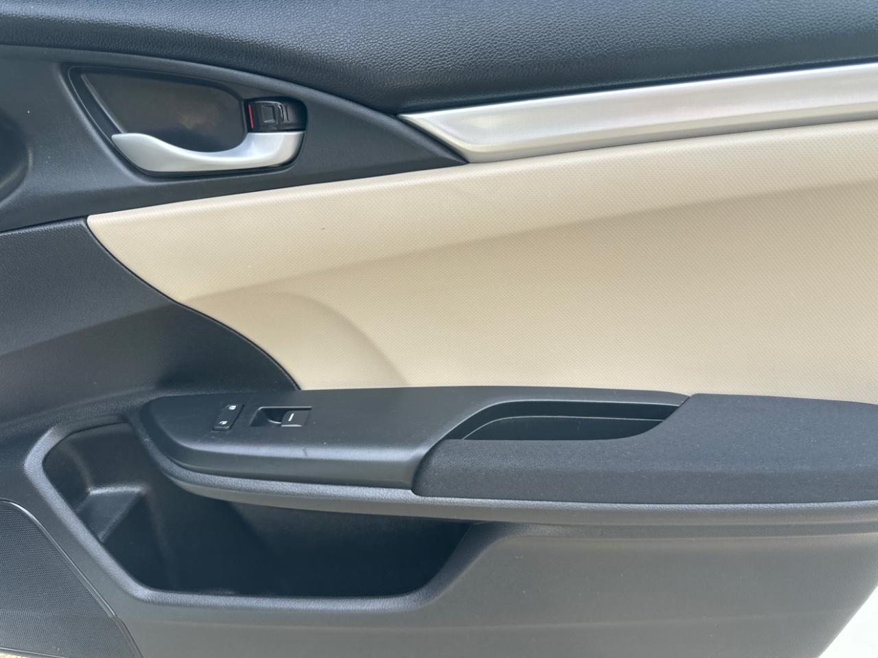 Honda Civic Sedan LX CVT 2017