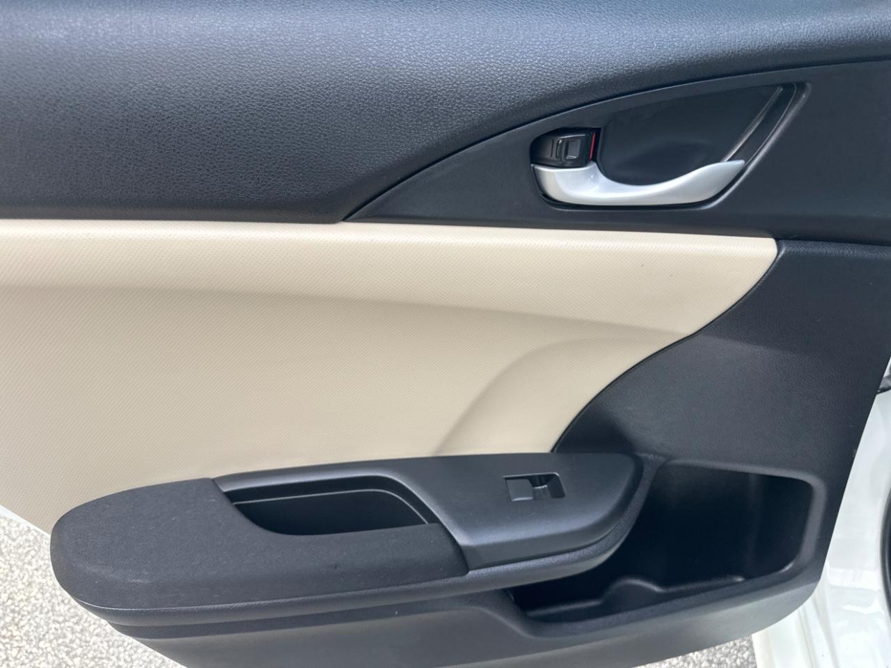 Honda Civic Sedan LX CVT 2017