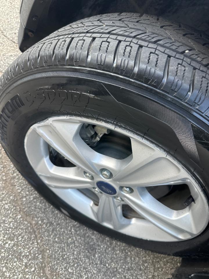 Ford Escape FWD 4dr SE 2014