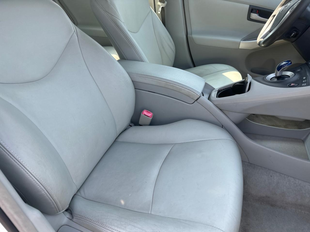 Toyota Prius 5dr HB III (Natl) 2011