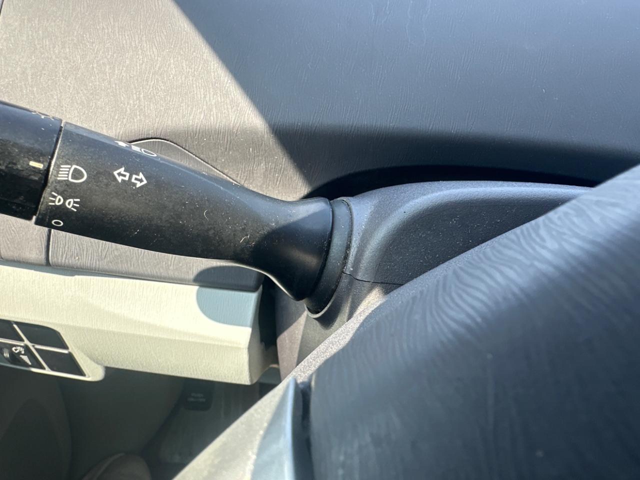 Toyota Prius 5dr HB III (Natl) 2011