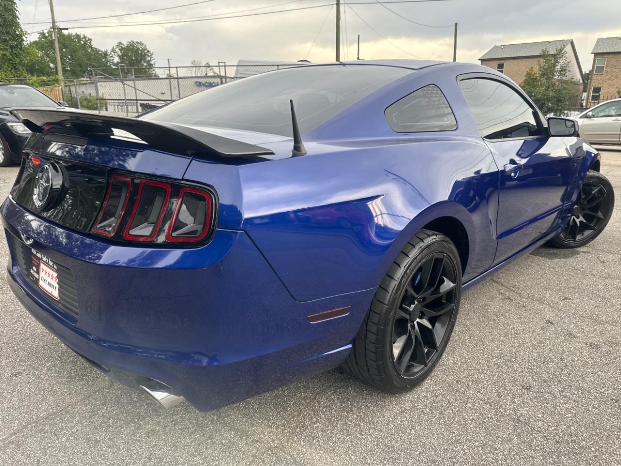 Ford Mustang 2dr Cpe V6 2014