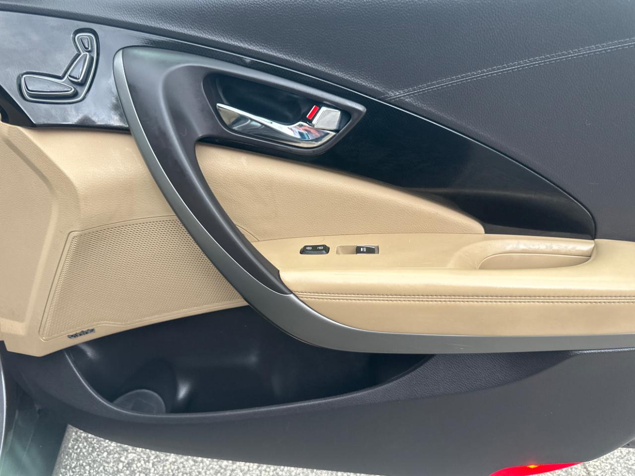 Hyundai Azera 4dr Sdn 2015