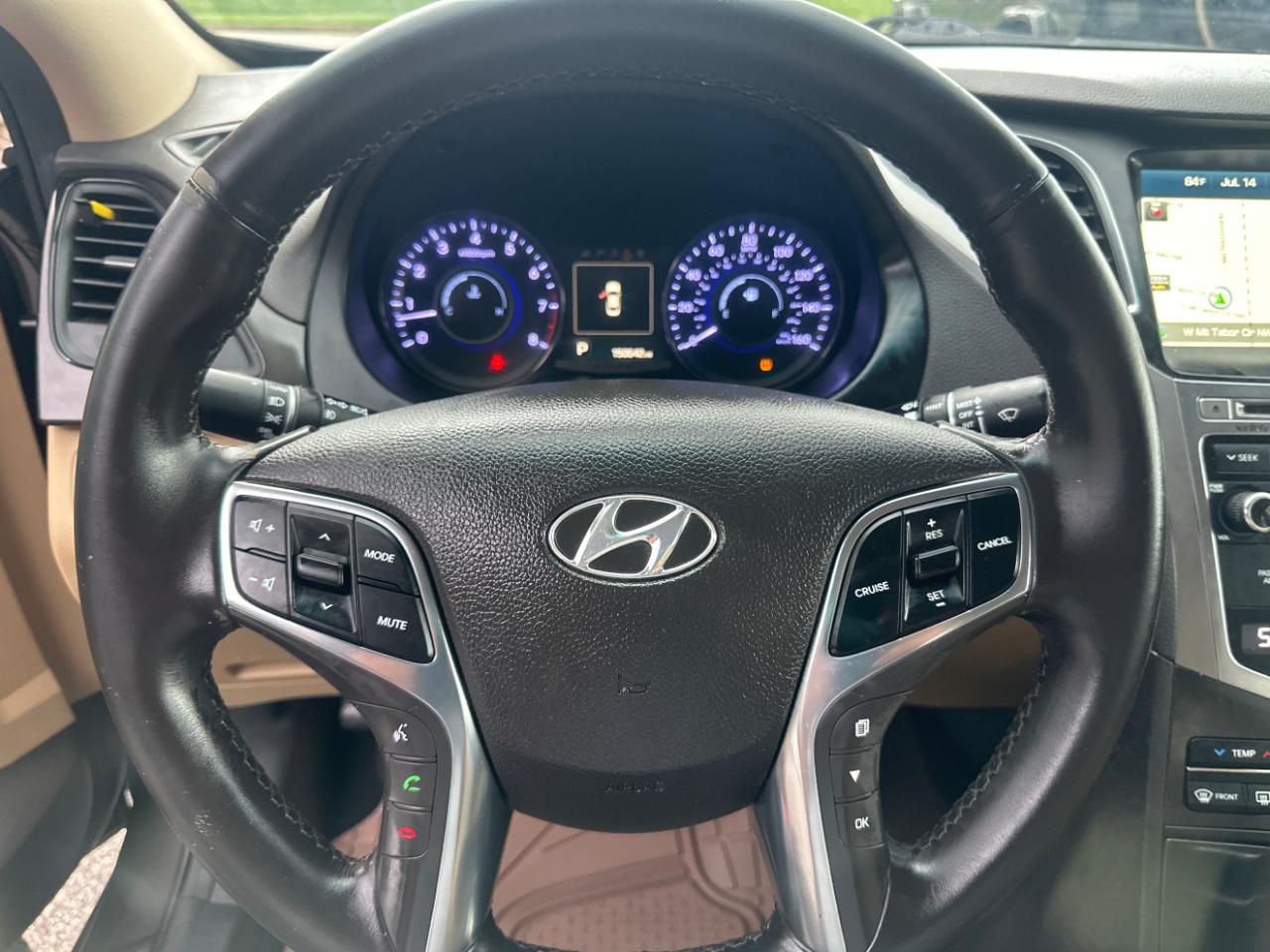 Hyundai Azera 4dr Sdn 2015