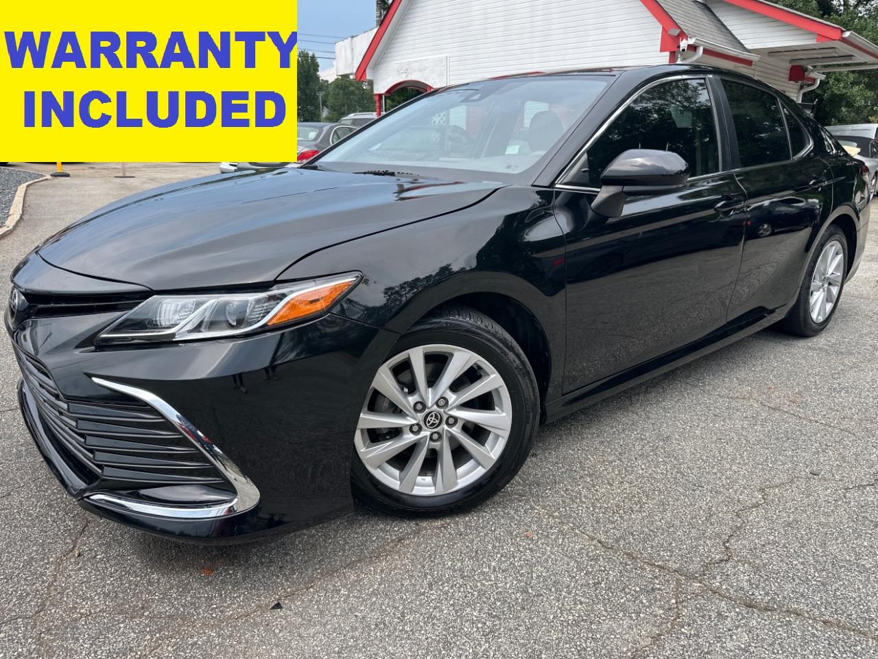 Toyota Camry LE Auto (Natl) 2021