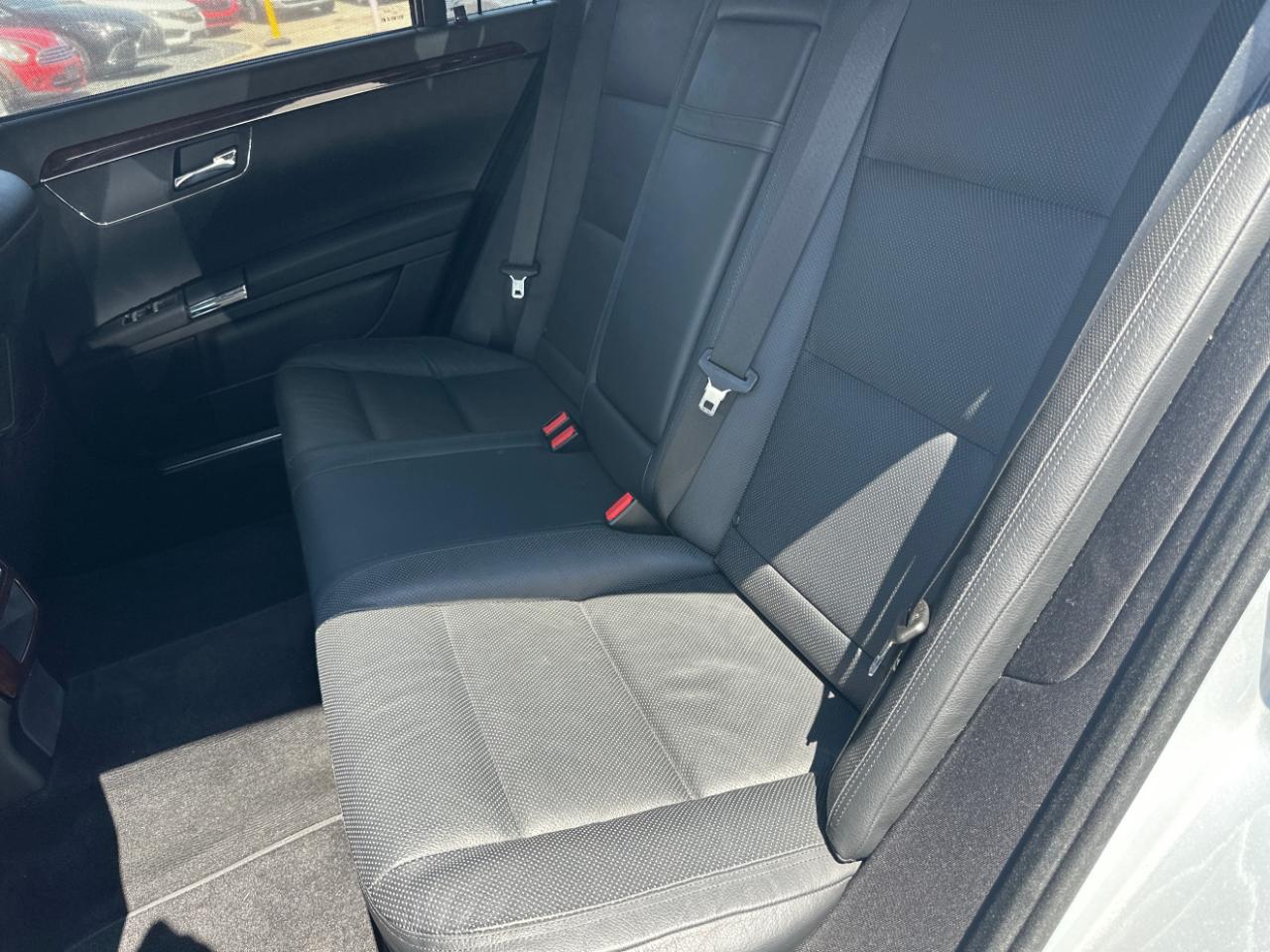 Mercedes-Benz S-Class 4dr Sdn S 550 RWD 2013