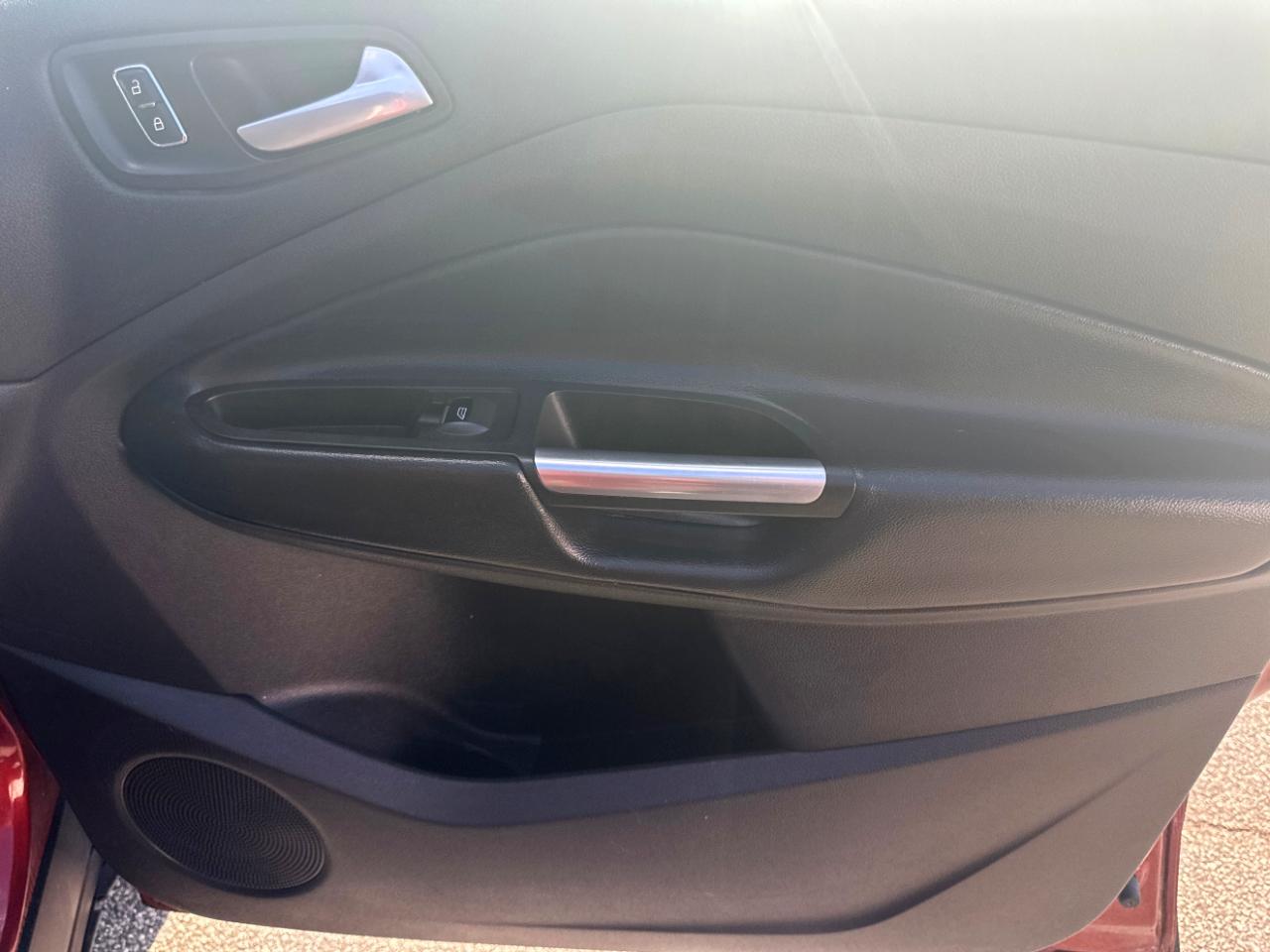 Ford Escape 4WD 4dr Titanium 2014
