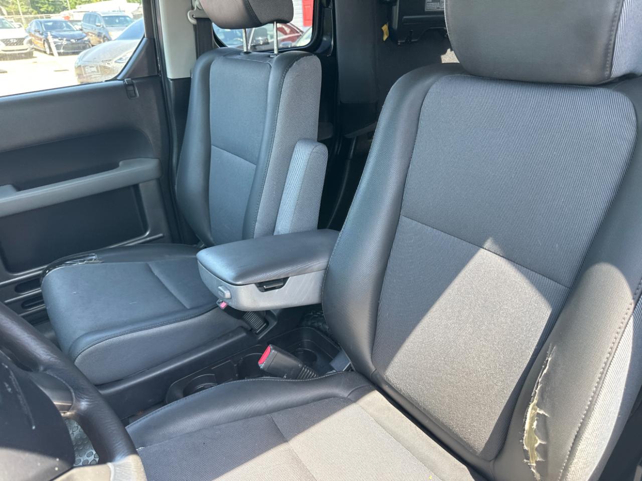 Honda Element 4WD EX Auto w/Side Airbags 2004