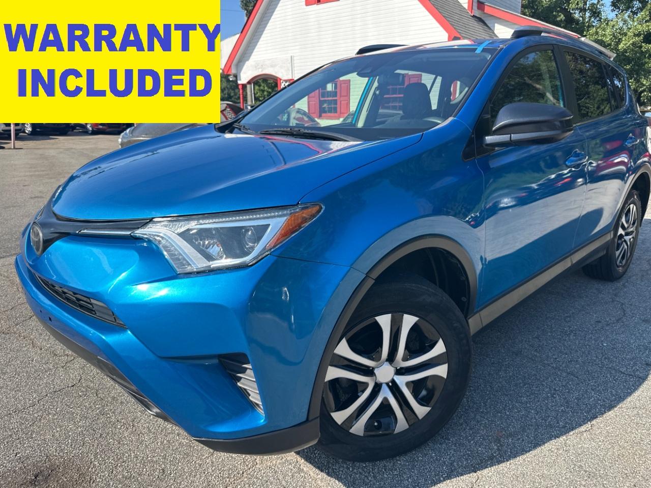 Toyota RAV4 LE FWD (Natl) 2018