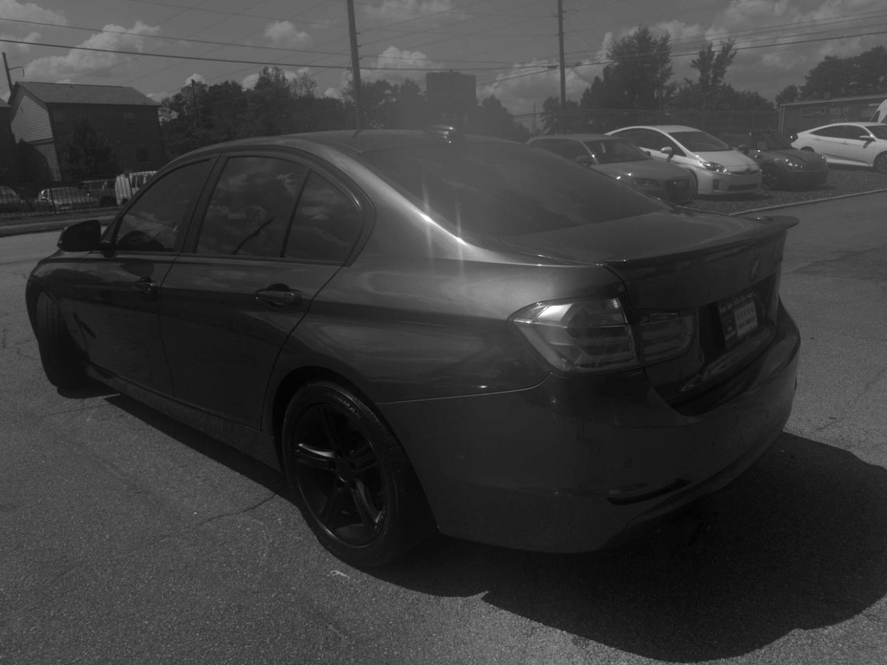 BMW 3 Series 4dr Sdn 328i RWD 2014