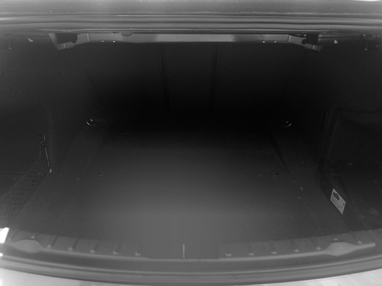 BMW 3 Series 4dr Sdn 328i RWD 2014