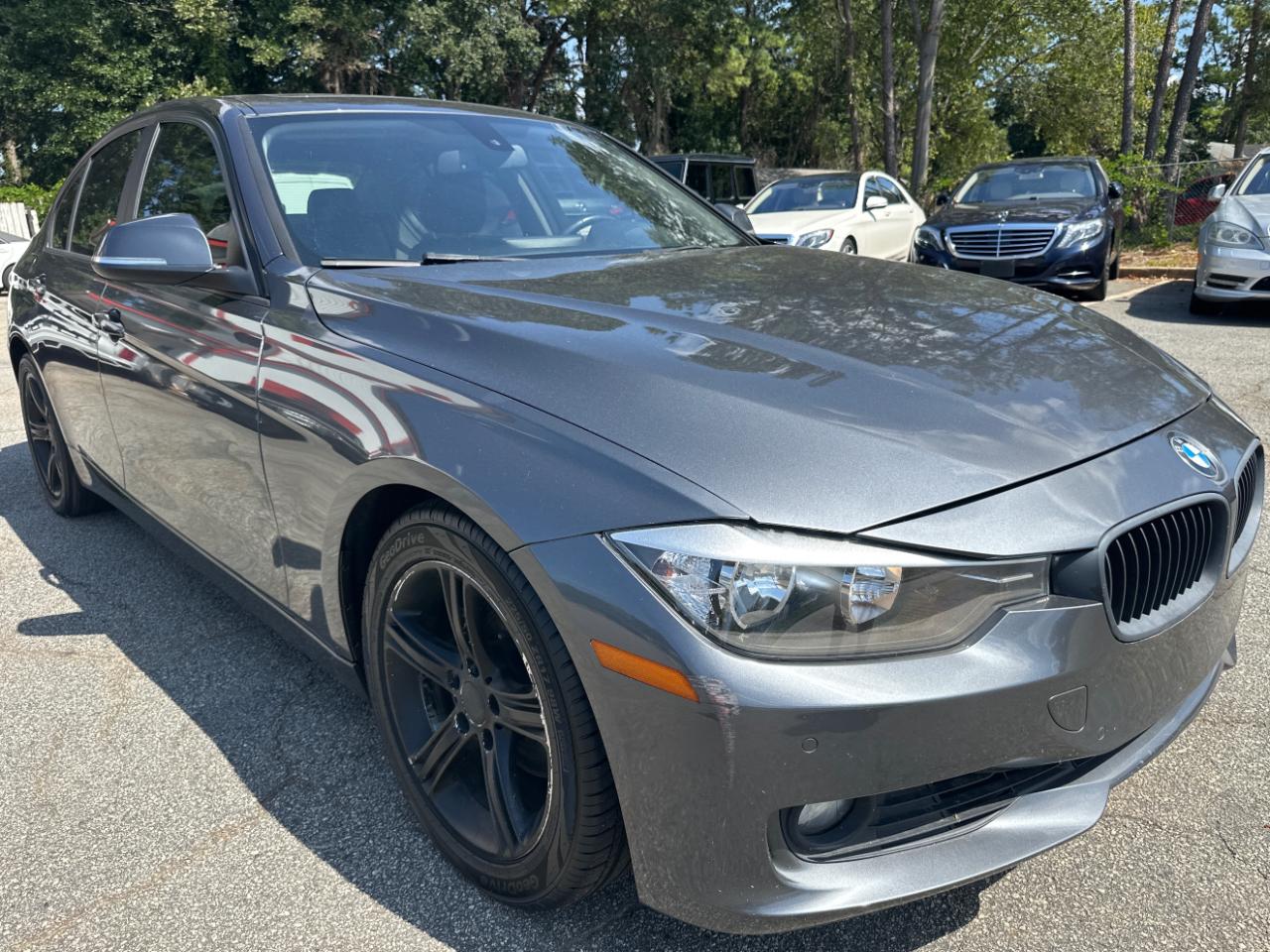 BMW 3 Series 4dr Sdn 328i RWD 2014