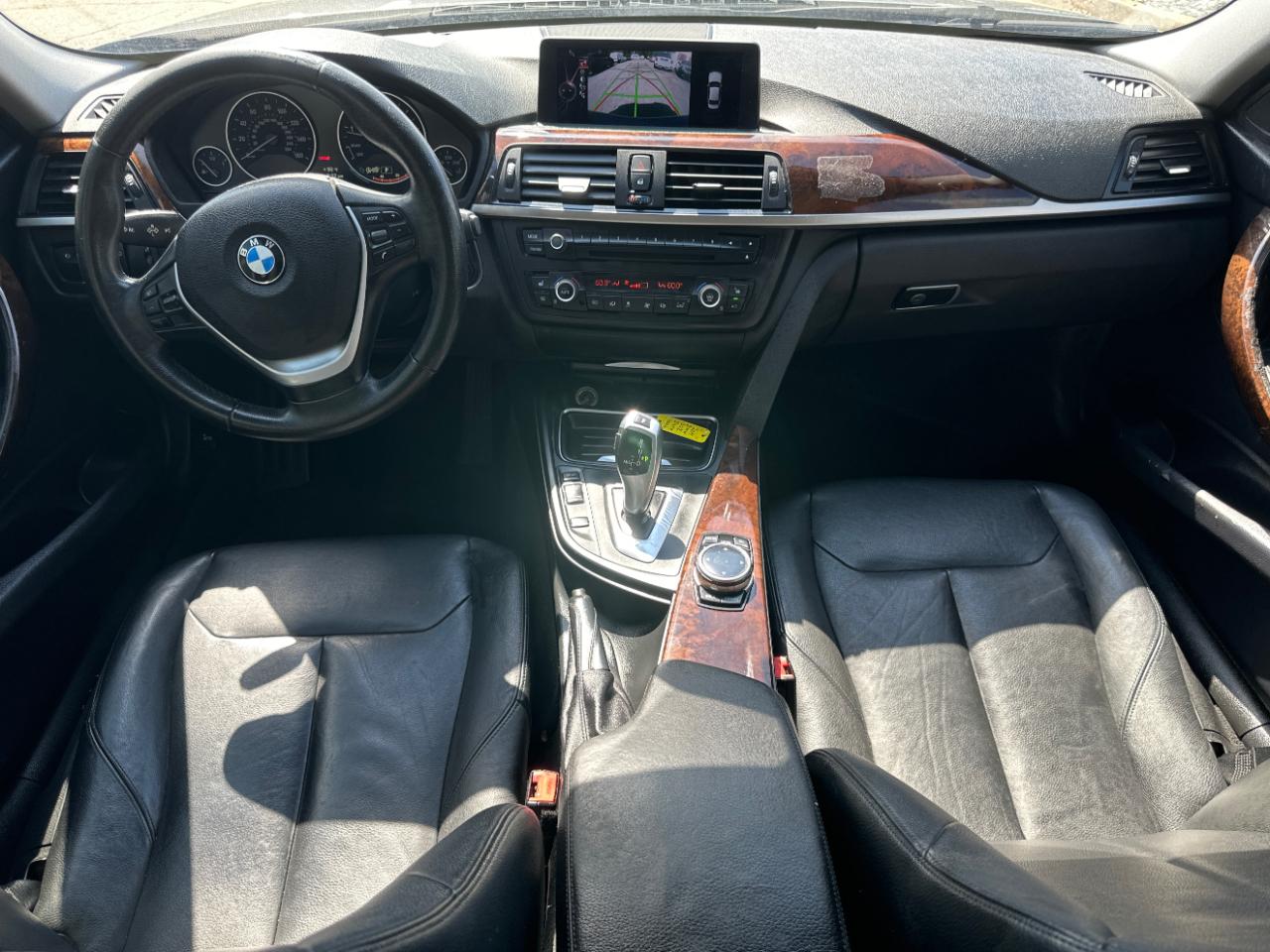 BMW 3 Series 4dr Sdn 328i RWD 2014