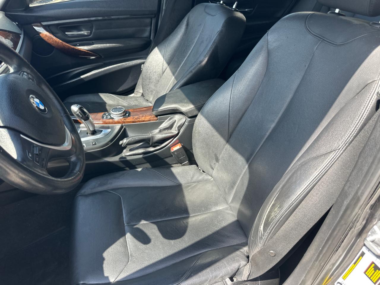 BMW 3 Series 4dr Sdn 328i RWD 2014
