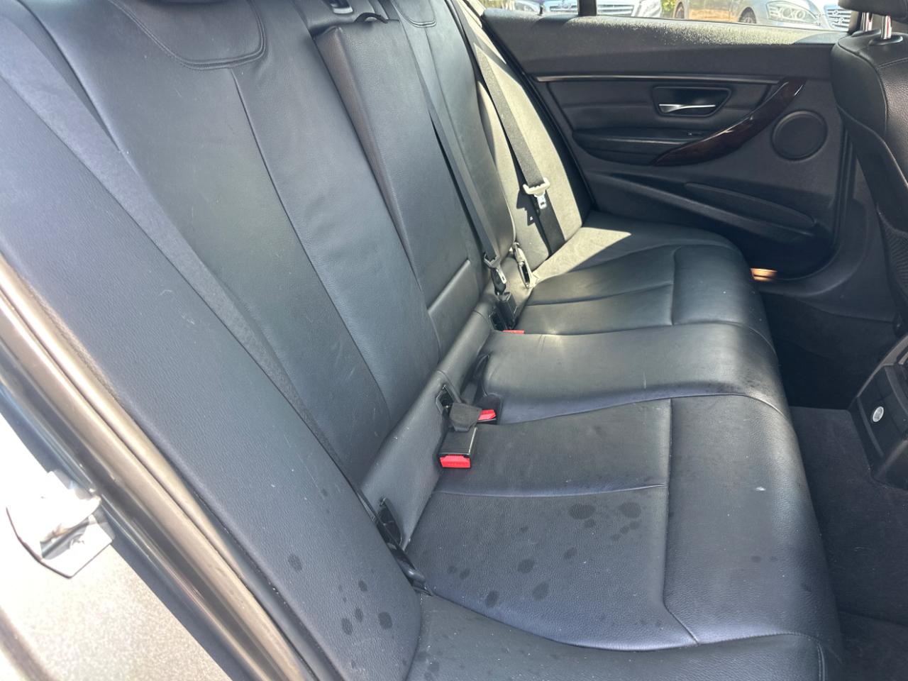BMW 3 Series 4dr Sdn 328i RWD 2014
