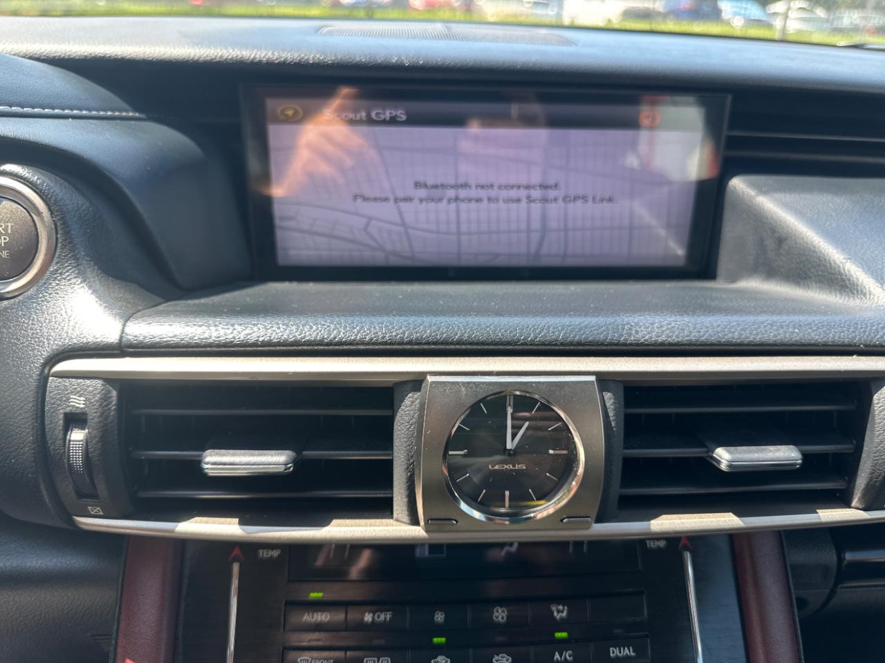 Lexus IS IS Turbo RWD 2017