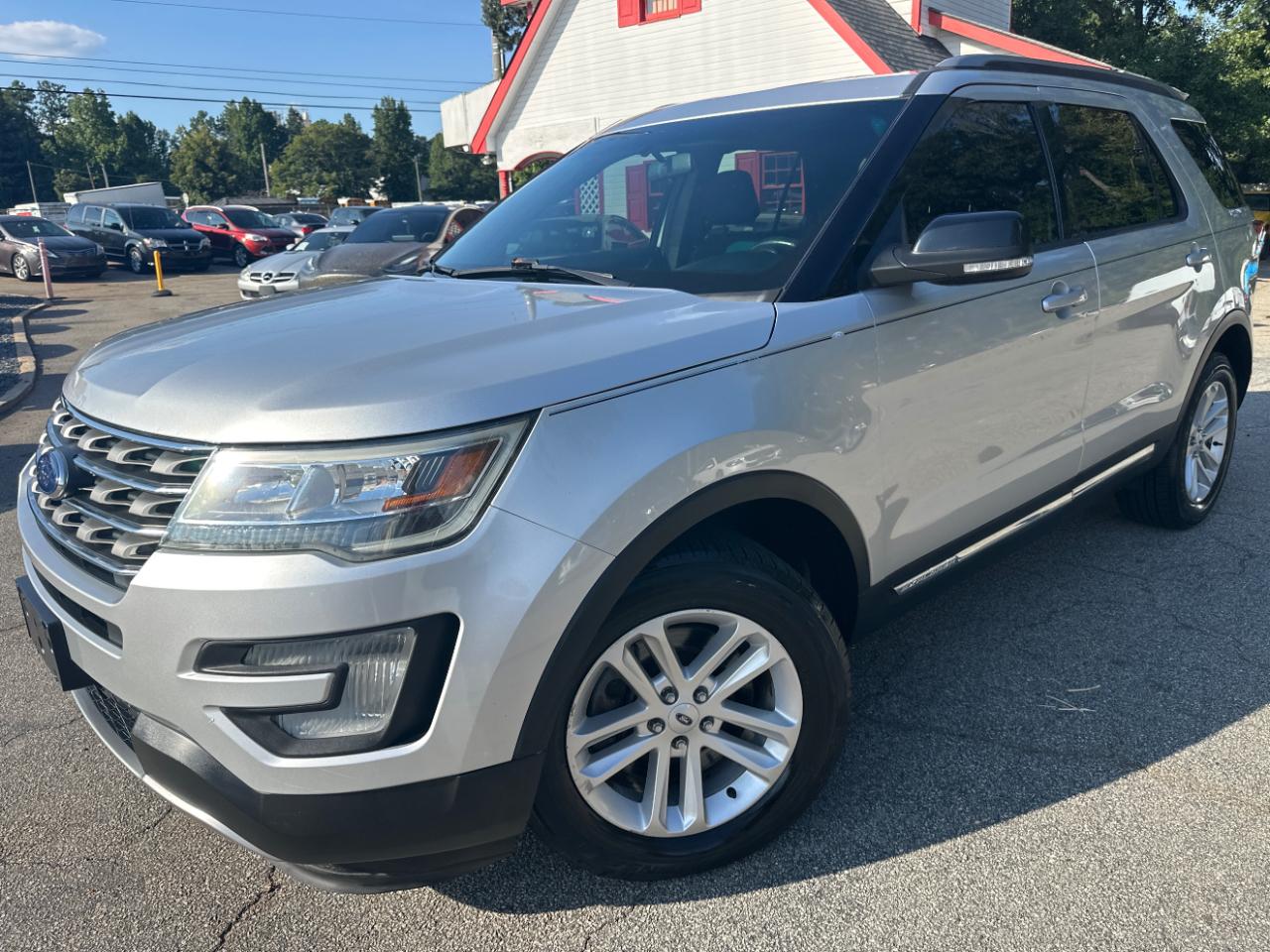 Ford Explorer XLT FWD 2017