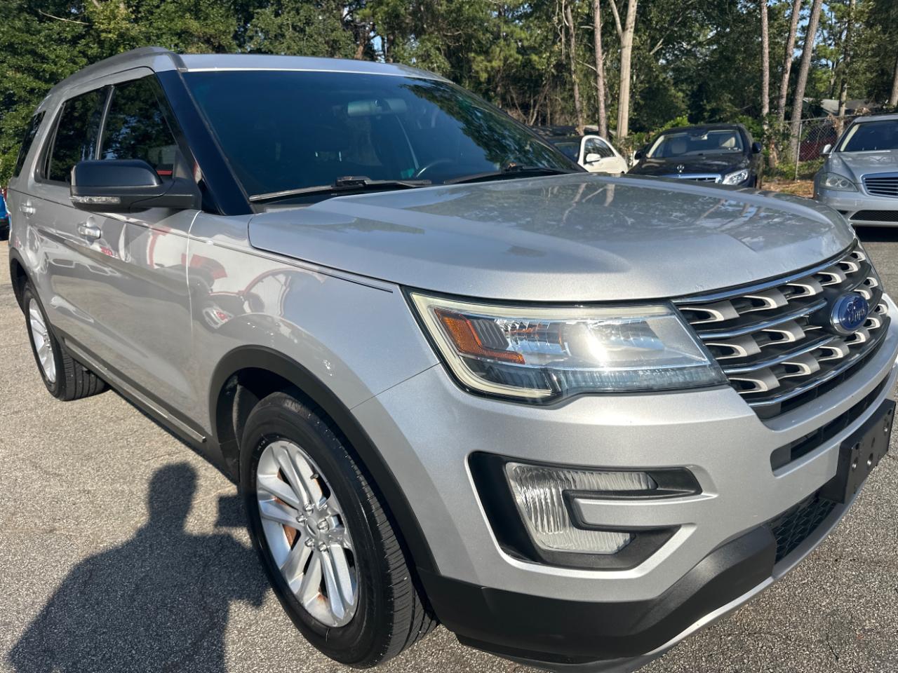 Ford Explorer XLT FWD 2017