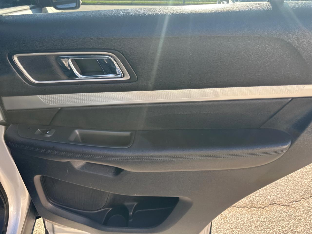 Ford Explorer XLT FWD 2017