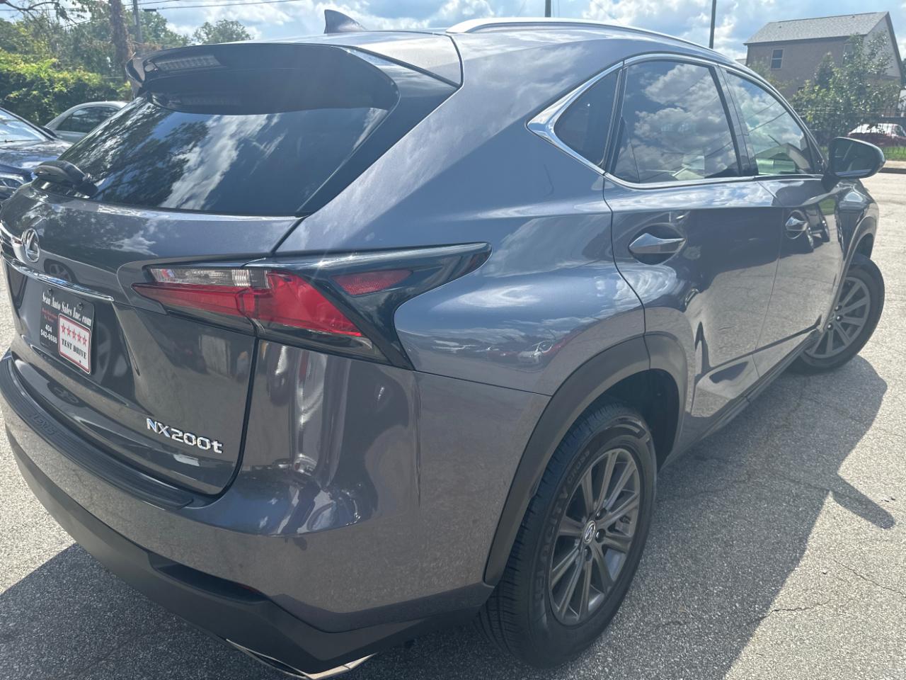 Lexus NX 200t FWD 4dr 2015